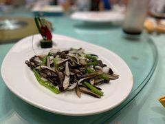 鸡纵菇-同济大酒店(绿宝广场店)