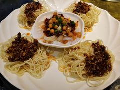 -舌尖上的食缘花园主题餐厅