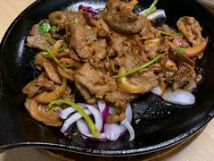 -关东小磨东北菜(上海长风大悦城店)