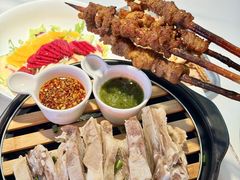 -百彦蒙古包·碳烤羊排·手抓羊肉(万江首店)