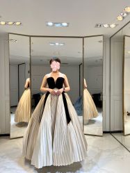 点击看大图 -GRACE KELLY婚纱与礼服(北京店)
