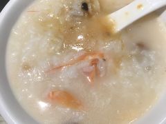 -粤港湾砂锅粥·宵夜(宝龙店)