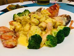 芝士伊面焗波士顿龙虾-君德澜酒家·创意粤菜(金山谷店)