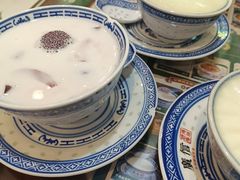 -广信牛奶甜品世家(台东店)