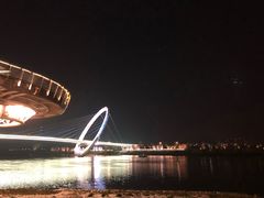 -南京眼步行桥