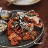网红街的精酿餐酒吧