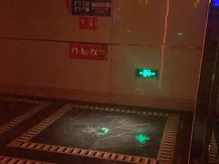 -温莎KTV(珠江路店)