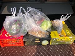 -锦绣大地生鲜食品厅(巨山路店)