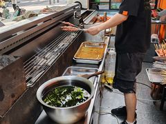 -老街烧烤大排档·地道湖北菜·龙虾馆(汉口火车站店)