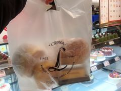 -罗森尼娜(德思勤店)