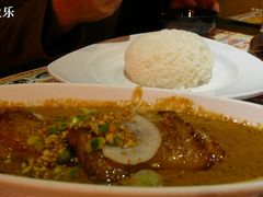 黄咖喱猪扒-沙嗲王(加拿芬店)