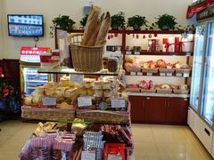 零售区-红宝石·鲜奶小方·海派西点房(莘庄龙之梦店)