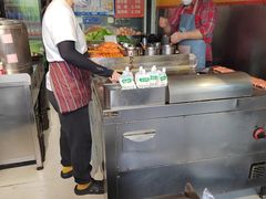 -海燕家人灌蛋饼(凤凰街店)