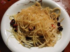 -老码头黑皮肘子锅包肉熏酱水饺(文政街店)