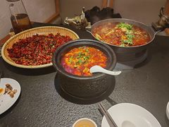 -万重锦·人文川菜馆(骡马市店)
