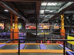 -Tenker Club弹刻极限主题公园 · 蹦床 · 团建 · 生日派对(大关店)