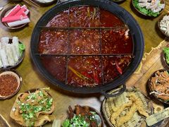 -正南齊北重庆老火锅(光华村直营店)