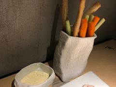 -穹六人间 people 6(岳阳路店)