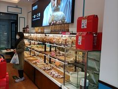 面包甜点陈列柜-金凤成祥(花园路店)