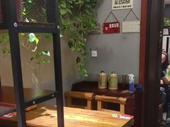 -万记麻辣烫国展总店
