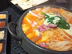 韩式芝士年糕拉面火锅-烤路里·韩国品质自助烤肉(石路天虹4号店)