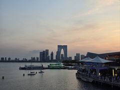 -岁粤Moon·湖景餐厅(月光码头店)