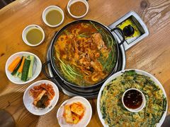 -喇喇排骨火锅·传统韩式脊骨汤(望京西园总店)