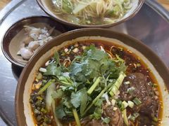 -二娃邓板凳面(解放碑店)
