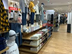 -优衣库(上海虹口龙之梦店)