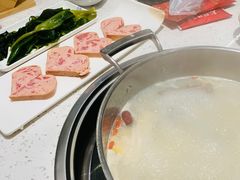 -三人行骨头王火锅(长寿店)