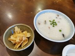 皮蛋瘦肉粥-味友味港印记(厦门集美银泰百货店)