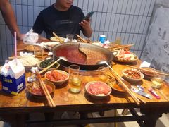 -四小区火锅·巷子里的重庆火锅(花照壁店)