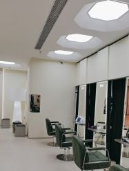 -八佰伴8008星级形象店