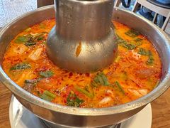 -Chom Cafe and Restaurant