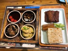 凉菜四拼-局气烤鸭·北京菜(前门店)
