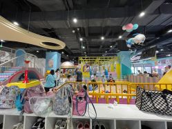 -汤姆猫亲子乐园(保利Mall店)
