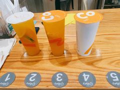 鲜橙满满-CoCo都可(吾悦店)