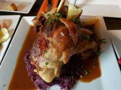 烤猪肘-Husi Bierhaus