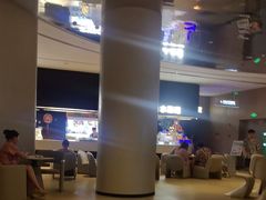 -涨巢·潮玩水疗局