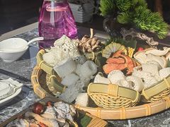 -慢丽江·云南野生菌土鸡锅(西山店)