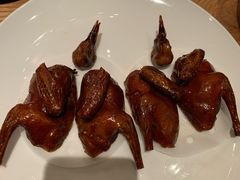 脆皮妙龄鸽-新荣记(新源南路店)