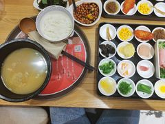 -妈妈故事米线(市府恒隆店)