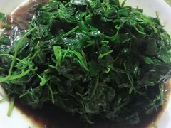 -云河农家乐饭店(福禄缘树山店)