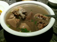 莲藕排骨汤-大碗厨 25年老字号 现炒湘菜(四季天地店)