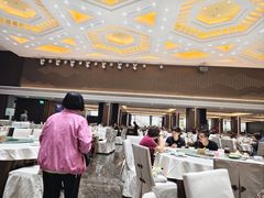 -东豪园林海鲜酒家(南港路辅路店)