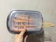 烤虾-路边摊小炉子烧烤