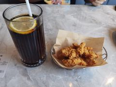 -必胜客(尹山湖歌林公园店)