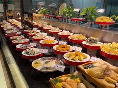 自助取餐区-令氏家外家周秦食府(高新店)