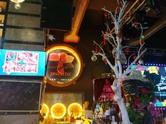 -Famous肥猫墨西哥音乐餐吧(五棵松华熙LIVE店)