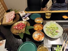 -臻牛烤肉